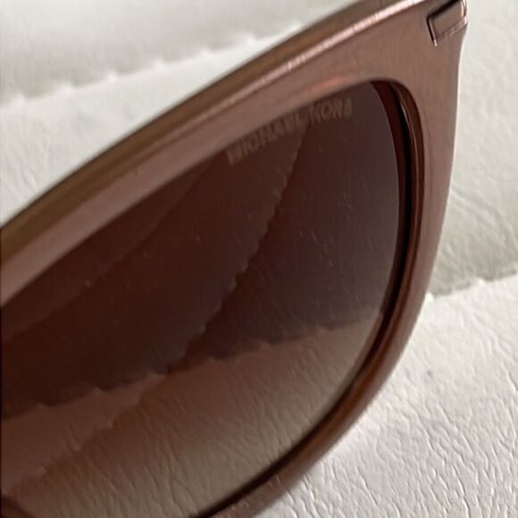 NWT Michael Kors 56mm cat eye sunglasses blush/camel - Picture 9 of 14